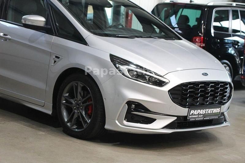 Gebraucht Ford S-MAX ST-Line 190 PS (139 kW) 2022 Silber Van / Kleinbus