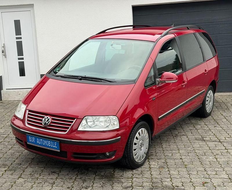 Rot Gebraucht 2008 VW Sharan Comfortline Van / Kleinbus | 3.970 € (Fairer Preis) - Bild 1/4