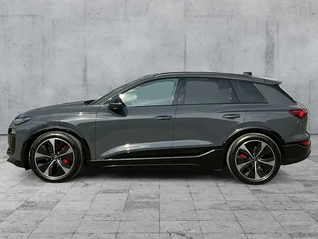 Gebraucht Audi SQ6 e-tron Edition .1 359 kW (489 PS) 2024 Magnetgrau SUV