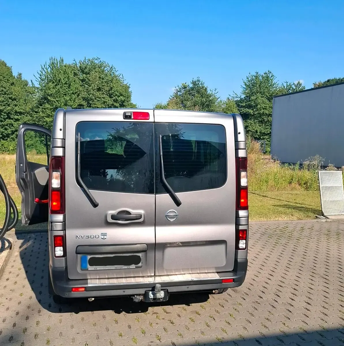 Gebraucht Nissan NV300 145 PS (106 kW) 2018 Grau Van