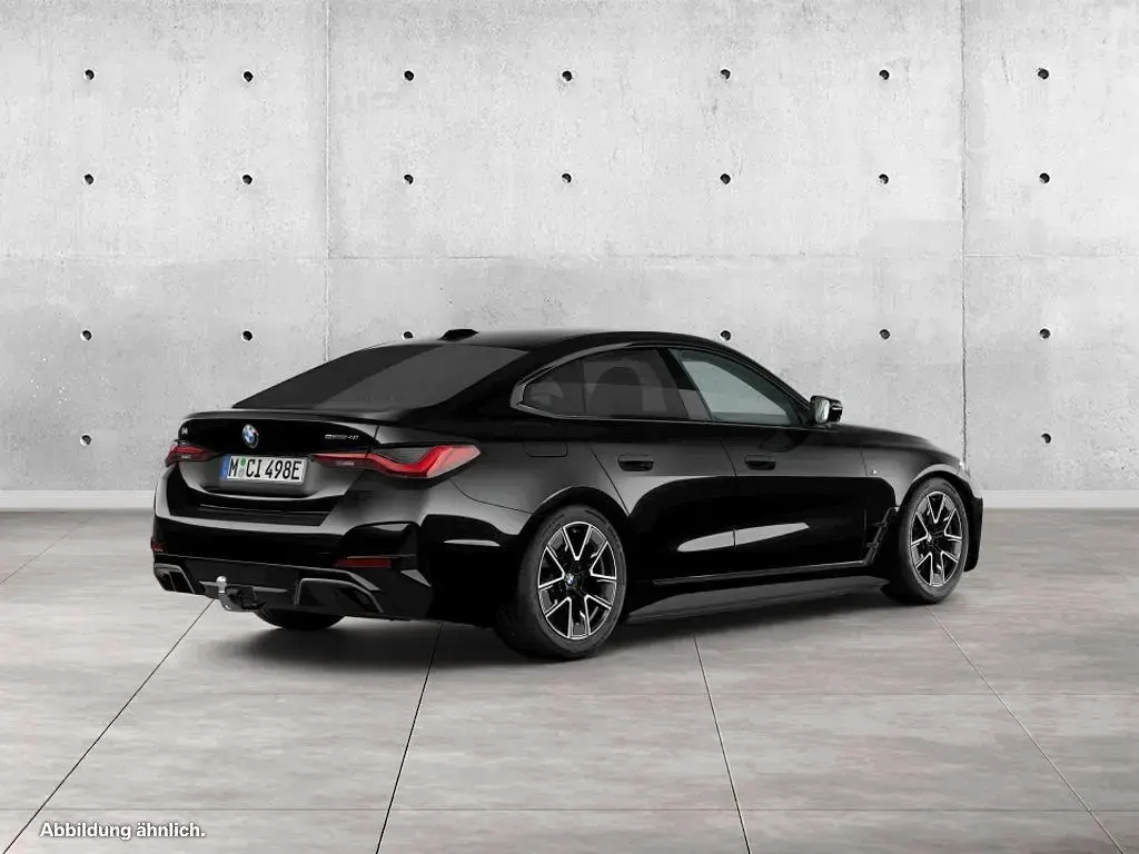 Neu BMW i4 M Sport 250 kW (340 PS) 2026 Black sapphire Limousine
