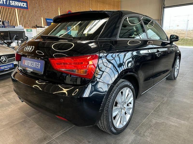 Gebraucht Audi A1 Ambition 143 PS (105 kW) 2014 Schwarz Kleinwagen