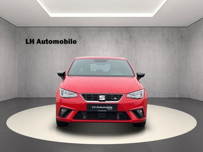 Rot Gebraucht 2021 Seat Ibiza Beats Limousine | 17.990 € (Fairer Preis) - Bild 1/4