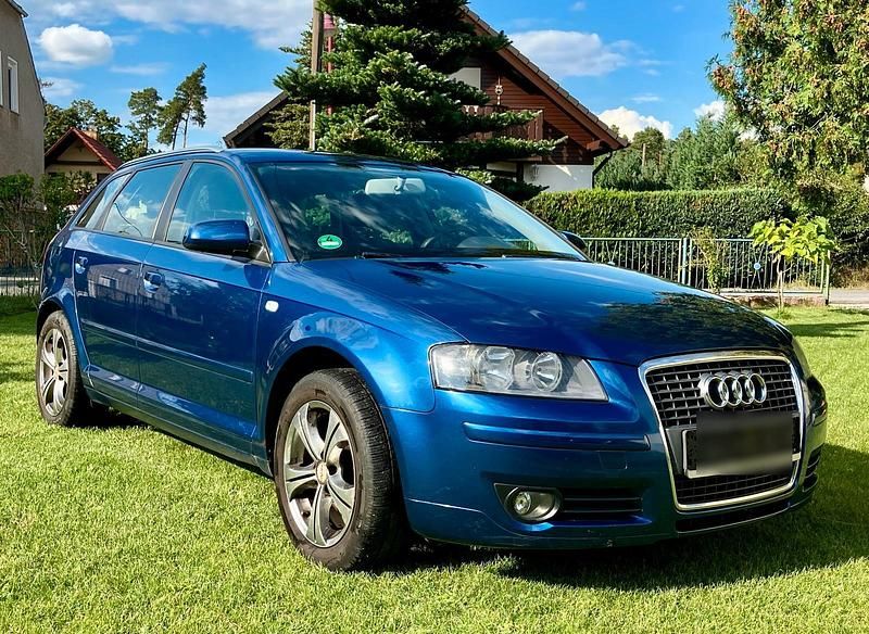 Blau Gebraucht 2007 Audi A3 Sportback Attraction Limousine | 3.500 € (Guter Preis) - Bild 1/4