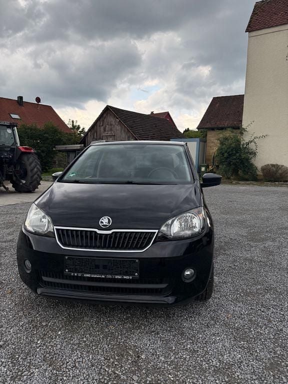 Schwarz Gebraucht 2015 Skoda Citigo Active Kleinwagen | 6.500 € (Guter Preis) - Bild 1/4