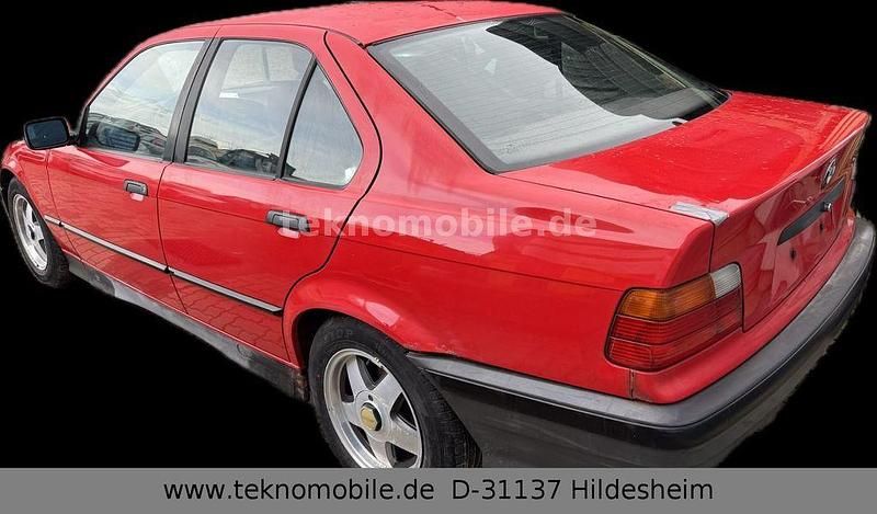 Gebraucht BMW 316 99 PS (72 kW) 2007 Rot Limousine