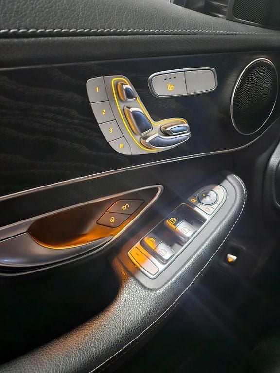 Gebraucht Mercedes C160 129 PS (94 kW) 2018 Weiß Coupé