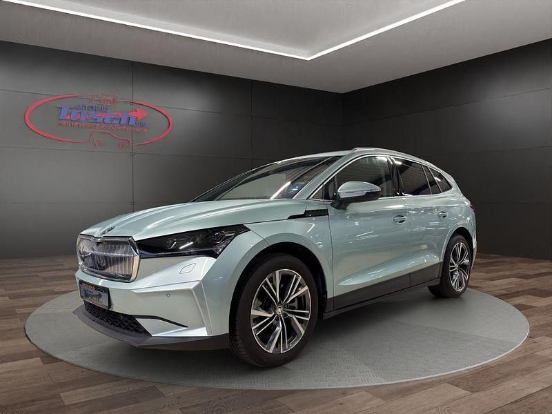 Arctic silver metallic Gebraucht 2024 Skoda Enyaq iV SUV | 34.912 € (Superpreis) - Bild 1/4