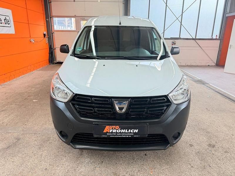 Gebraucht Dacia Dokker Essentiel 102 PS (75 kW) 2019 Weiß Van / Kleinbus
