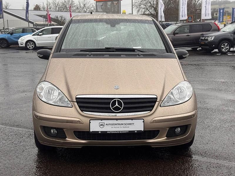Gebraucht Mercedes A150 95 PS (69 kW) 2006 Gold Limousine