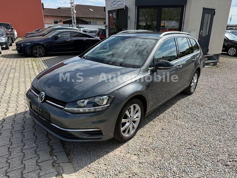 Gebraucht VW Golf VII IQ Drive 116 PS (85 kW) 2019 Indiumgrau metallic Kombi