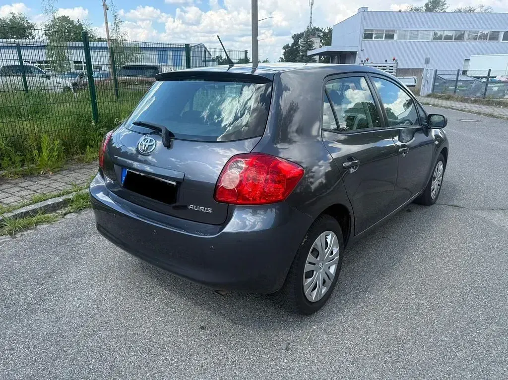Gebraucht Toyota Auris Executive 124 PS (91 kW) 2007 Grau Kleinwagen