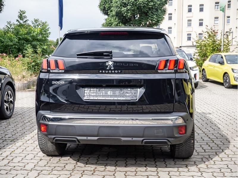 Gebraucht Peugeot 3008 Allure 131 PS (96 kW) 2023 Perla nera schwarz SUV