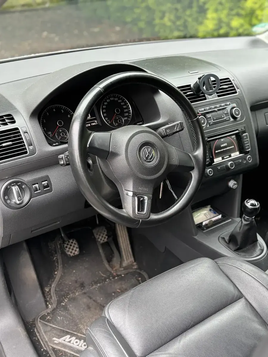 Gebraucht VW Touran Cross 140 PS (102 kW) 2012 Weiß Van / Kleinbus