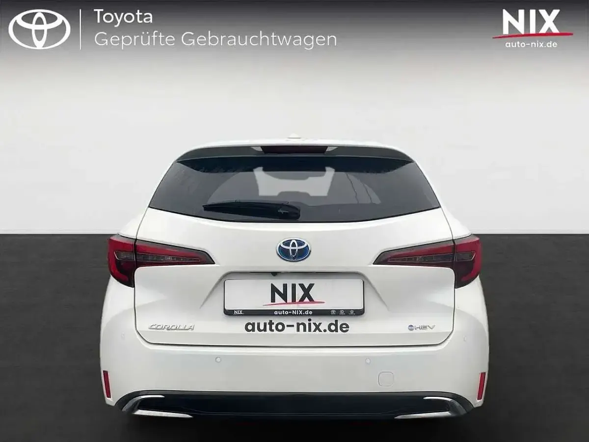 Gebraucht Toyota Corolla 122 PS (89 kW) 2025 Weiß Kombi