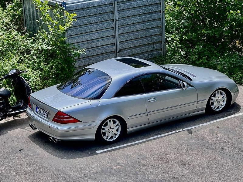 Silber Gebraucht 2001 Mercedes CL500 Coupé | 15.000 € - Bild 1/4