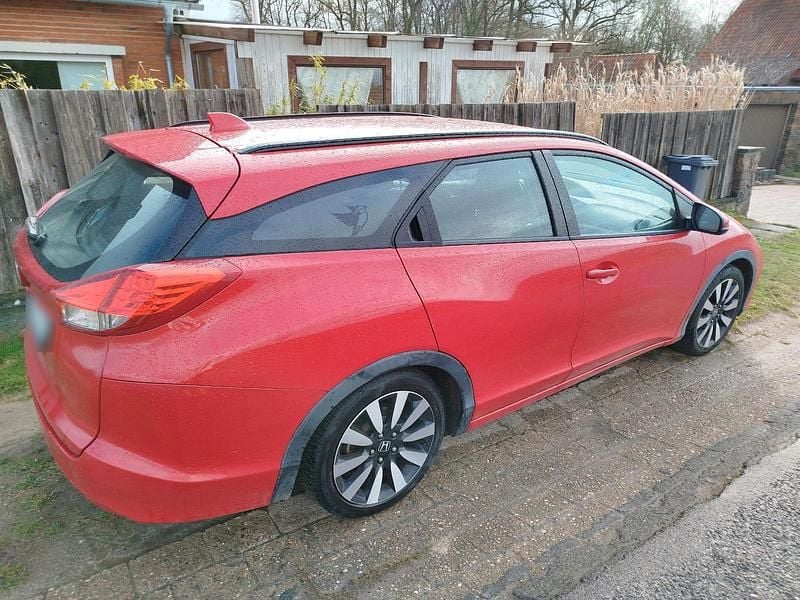 Gebraucht Honda Civic 120 PS (88 kW) 2014 Rot Kombi