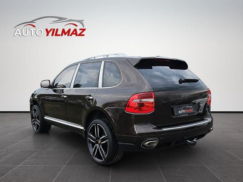 Second-hand Porsche Cayenne 239 CP (175 kW) 2009 Maro SUV