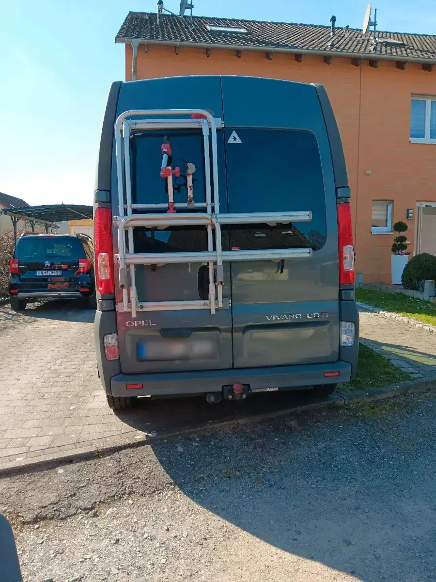 Gebraucht Opel Vivaro 115 PS (84 kW) 2011 Grau Van / Kleinbus