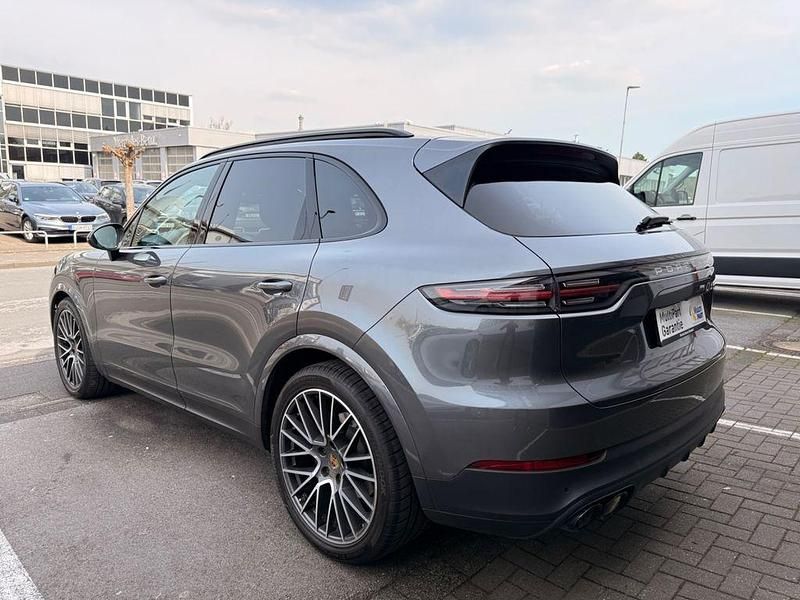 Gebraucht Porsche Cayenne 340 PS (250 kW) 2019 Grau SUV