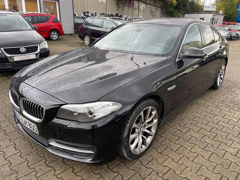 Schwarz Gebraucht 2016 BMW 520 Performance Limousine | 13.900 € (Guter Preis) - Bild 1/4