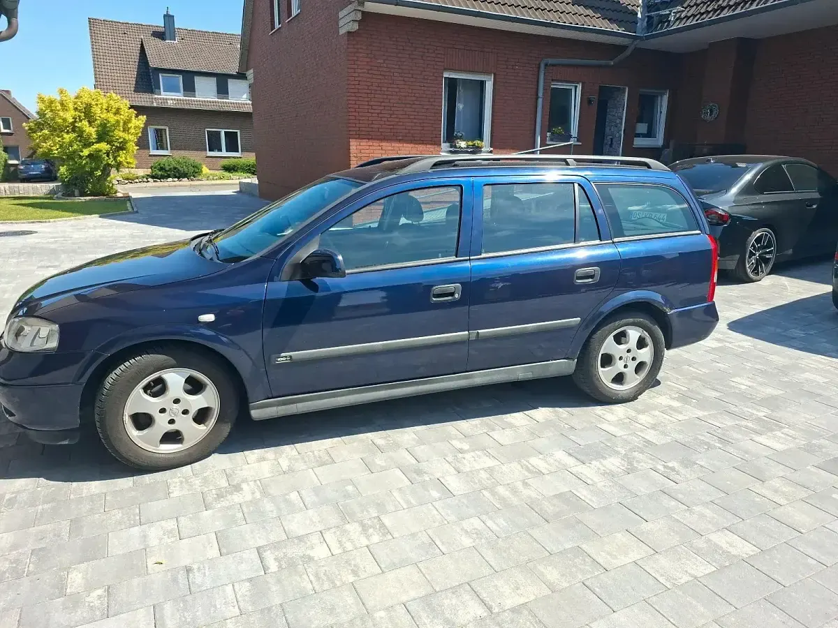 Gebraucht Opel Astra 75 PS (55 kW) 1999 Blau Kombi