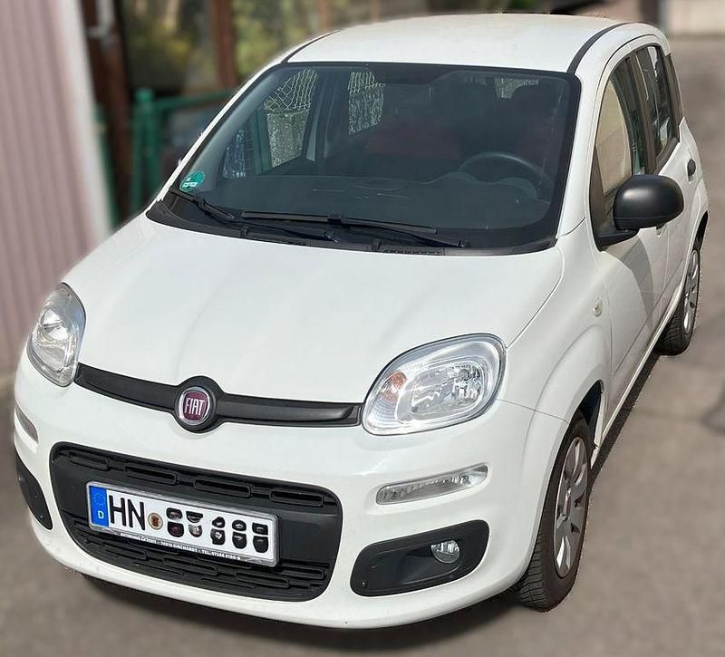 Weiß Gebraucht 2017 Fiat Panda Kleinwagen | 6.300 € (Guter Preis) - Bild 1/4