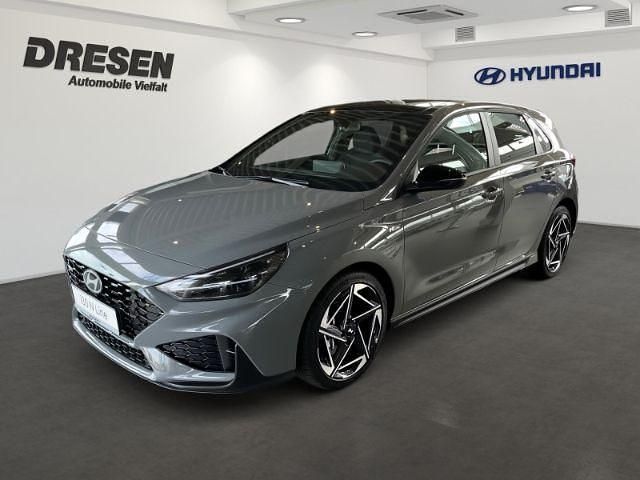 Grau Neu 2025 Hyundai i30 N Line Limousine | 29.490 € (Fairer Preis) - Bild 1/4