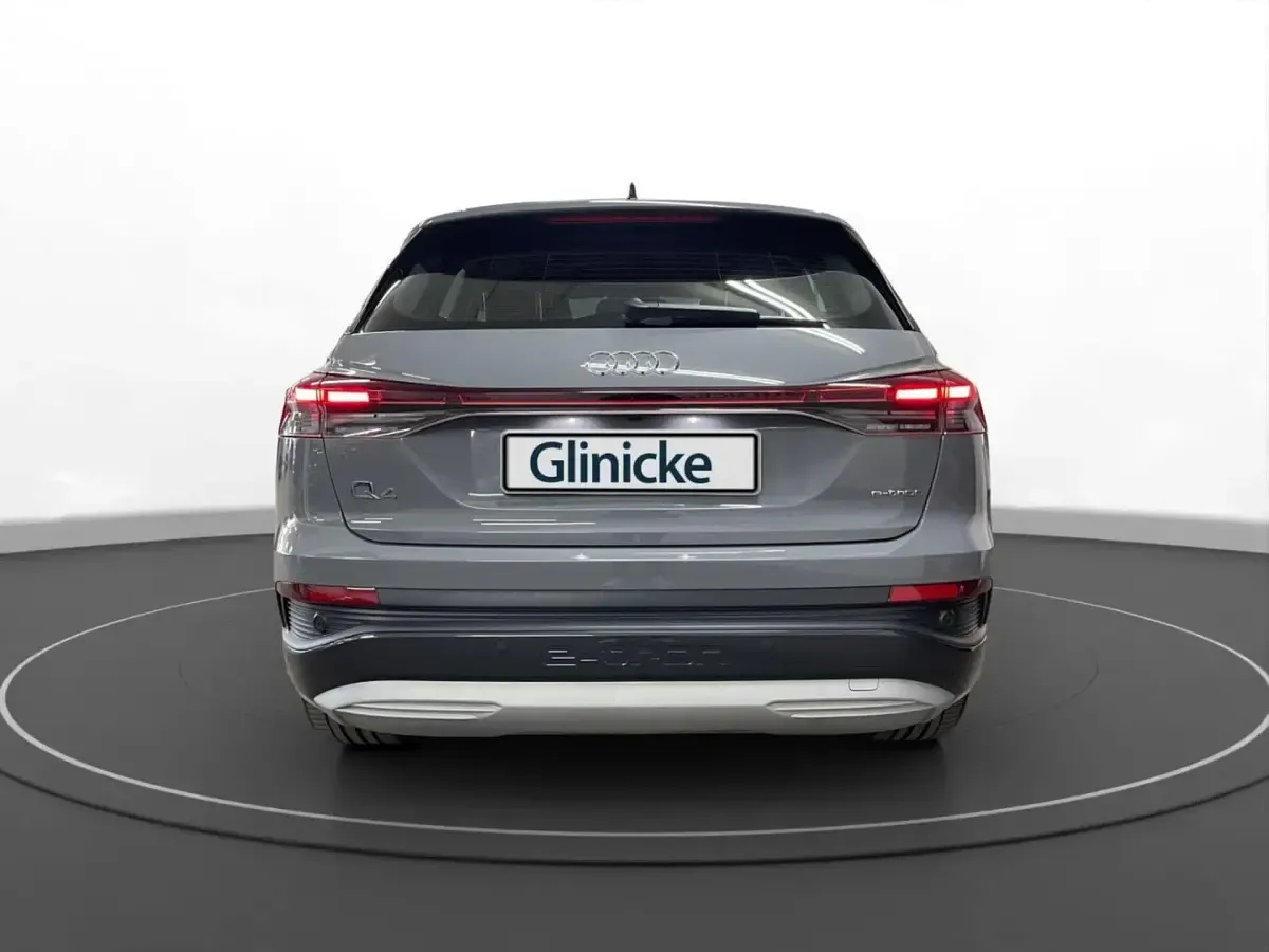 Gebraucht Audi Q4 e-tron Advanced 210 kW (286 PS) 2023 Grau SUV