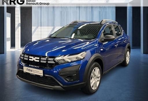 Blau Gebraucht 2024 Dacia Sandero Essentiel Limousine | 12.890 € (Superpreis) - Bild 1/4