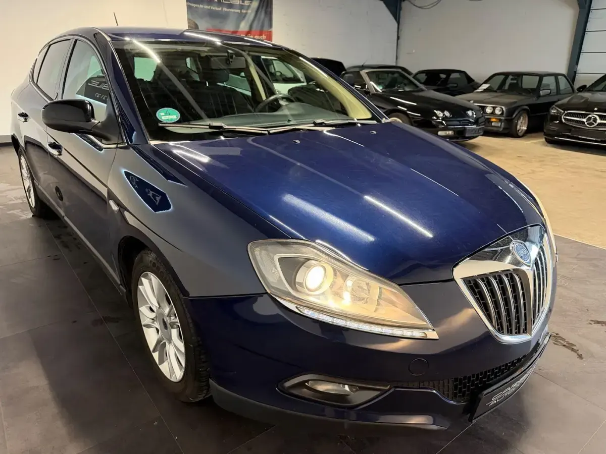 Gebraucht Lancia Delta 150 PS (110 kW) 2009 Blau Kleinwagen