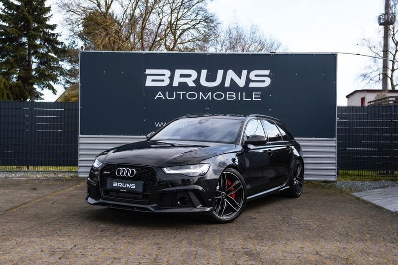 Mythosschwarz metallic Gebraucht 2015 Audi RS6 Ambiente Kombi | 59.990 € (Etwas zu teuer) - Bild 1/4
