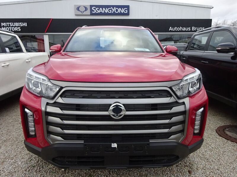 Gebraucht KGM Musso Sapphire 203 PS (149 kW) 2024 Rot SUV