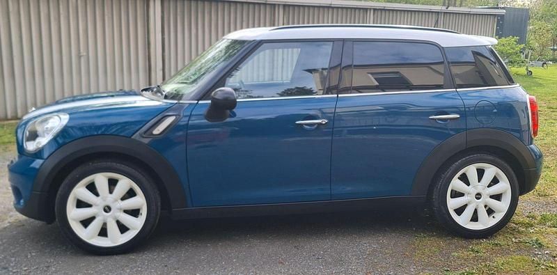 Second-hand Mini Cooper 122 CP (89 kW) 2011 Albastru Hatchback