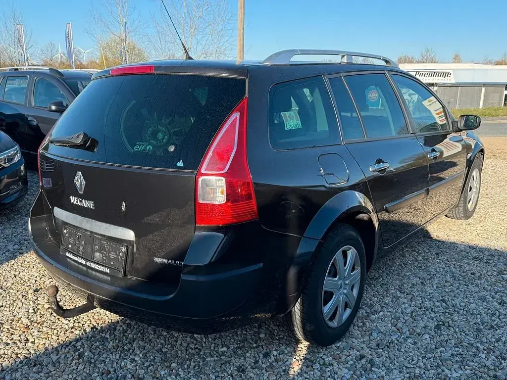 Używany Renault Mégane Authentique 111 KM (81 kW) 2007 Czarny Sedan/Limuzyna