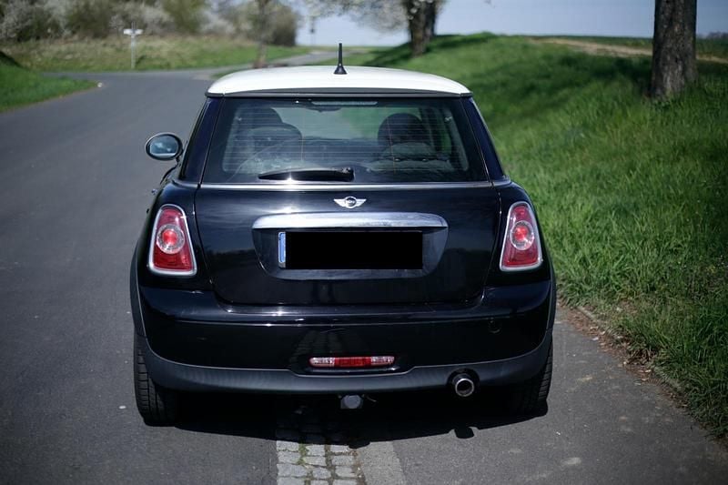 Second-hand Mini Cooper 122 CP (89 kW) 2011 Negru Hatchback