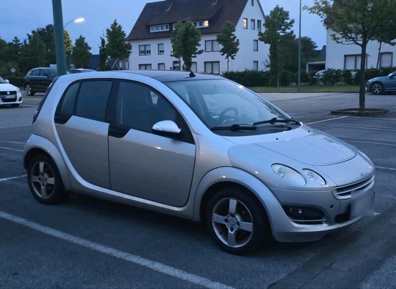 Silber Gebraucht 2006 Smart ForFour Kleinwagen | 1.400 € (Guter Preis) - Bild 1/3