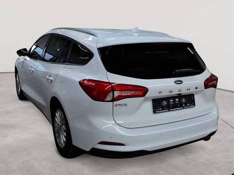 Usado Ford Focus Titanium 120 HP (88 kW) 2019 Branco Carrinha