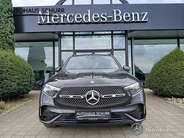 Gebraucht Mercedes GLC300 AMG line 269 PS (197 kW) 2026 Schwarz SUV