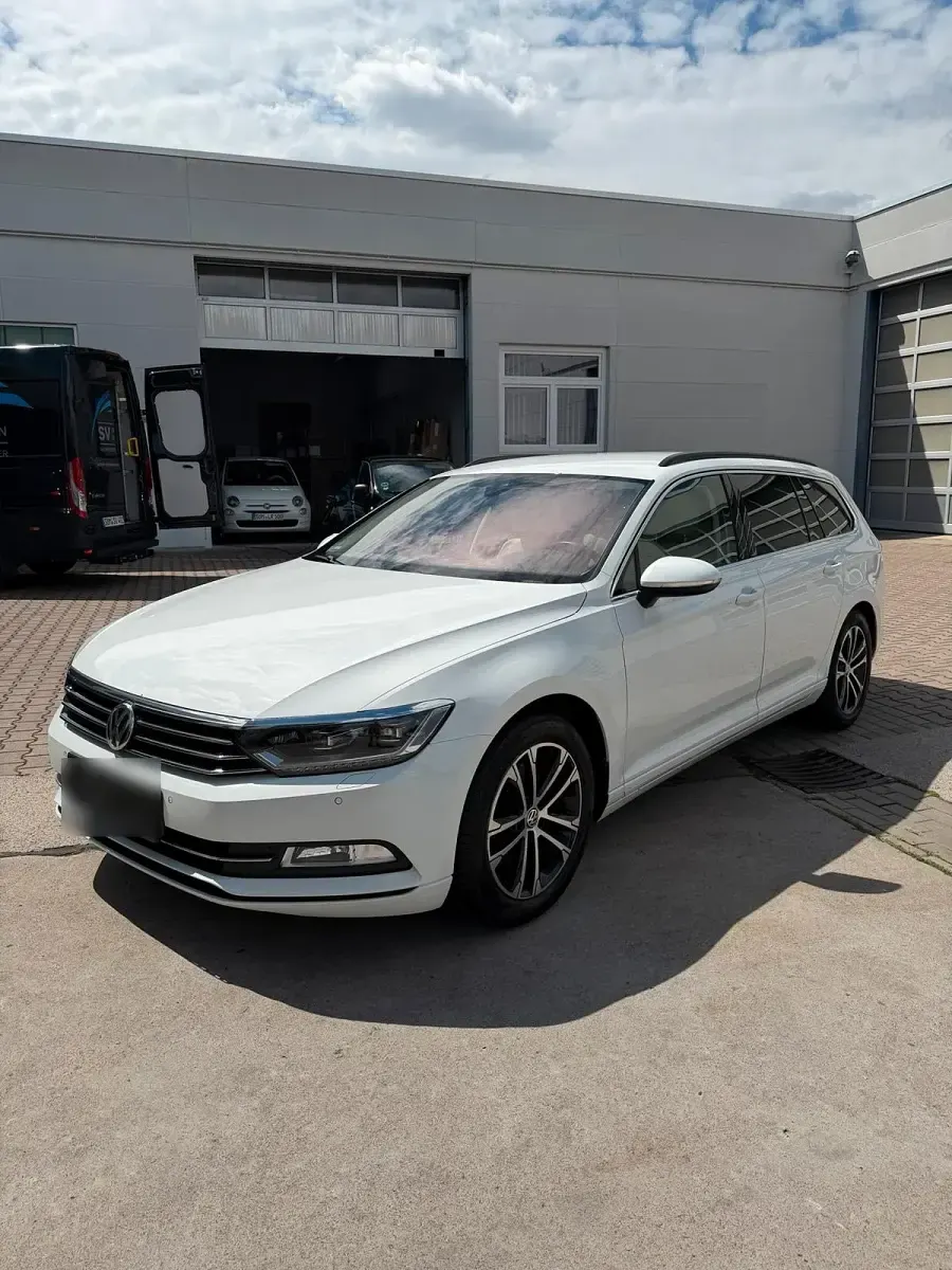 Gebraucht VW Passat Comfortline 150 PS (110 kW) 2019 Weiß Kombi