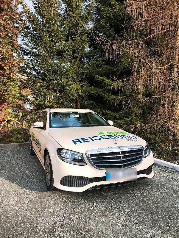 Gebraucht Mercedes E200 150 PS (110 kW) 2019 Beige Kombi