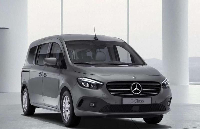 Chromitgrau metallic Neu 2025 Mercedes 180 Limousine | 37.900 € (Fairer Preis) - Bild 1/2