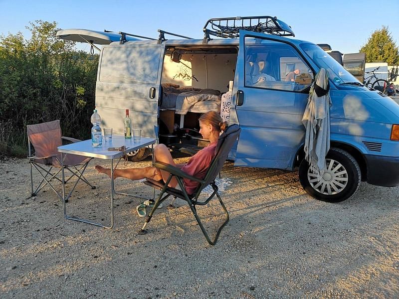 Gebraucht VW Multivan 116 PS (85 kW) 2000 Blau Van / Kleinbus