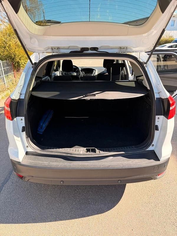 Usata Ford Focus Business Edition 120 CV (88 kW) 2015 Bianco Station wagon
