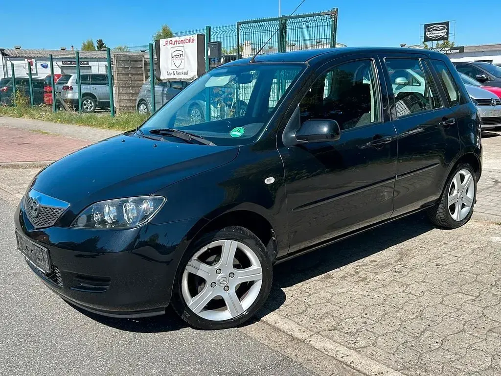 Usata Mazda 2 Active 80 CV (58 kW) 2007 Nero Utilitaria