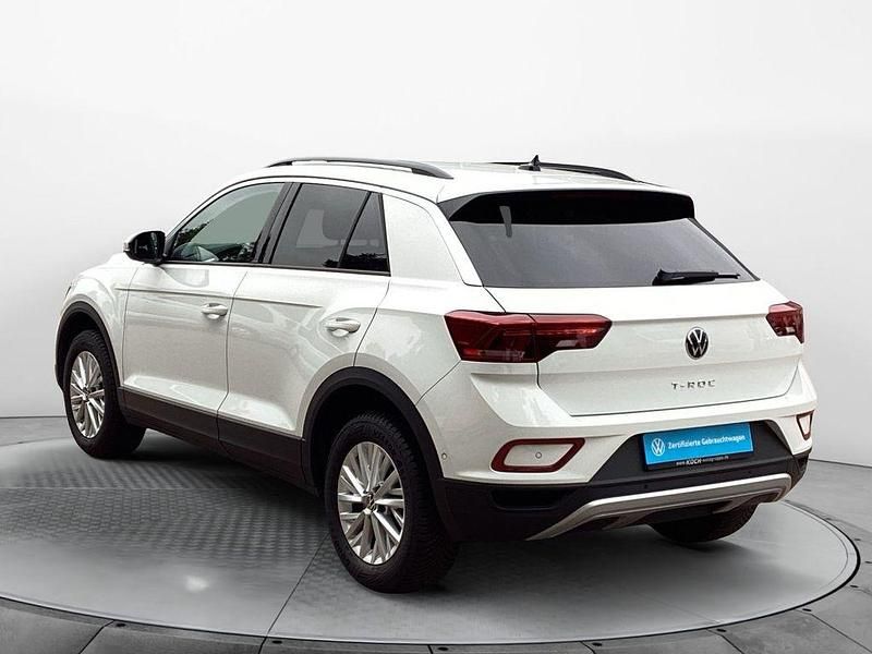 Gebraucht VW T-Roc Life 116 PS (85 kW) 2024 Pure white SUV