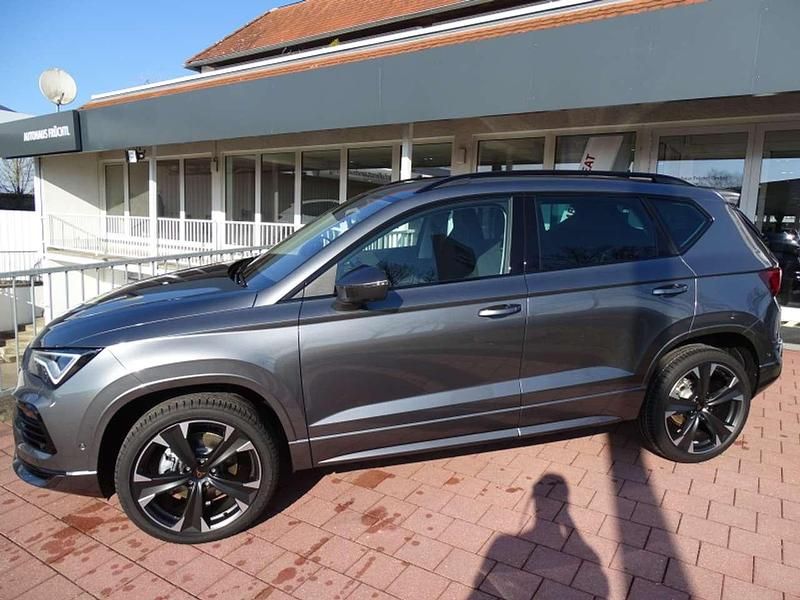 Neu Cupra Ateca 150 PS (110 kW) 2025 Graphite grau (metallic) SUV