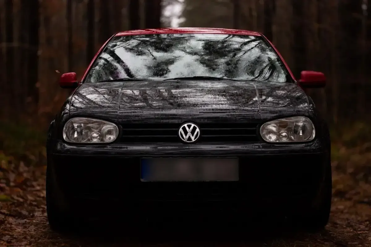 Gebraucht VW Golf IV 105 PS (77 kW) 2001 Schwarz Limousine