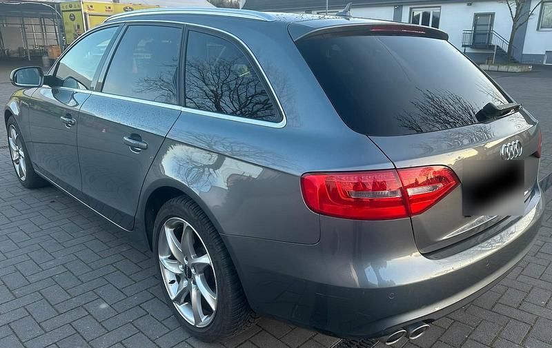 Usata Audi A4 150 CV (110 kW) 2015 Grigio Station wagon