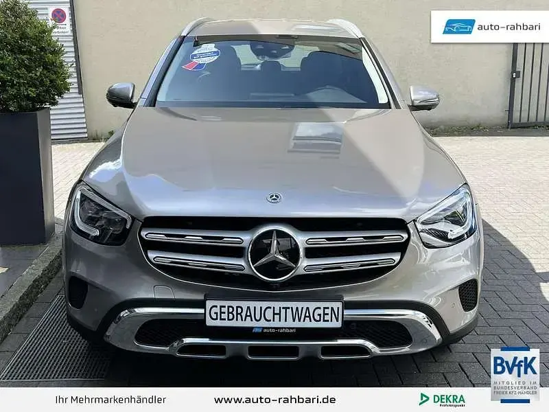 Gebraucht Mercedes GLC300 Business 258 PS (189 kW) 2019 Silber SUV